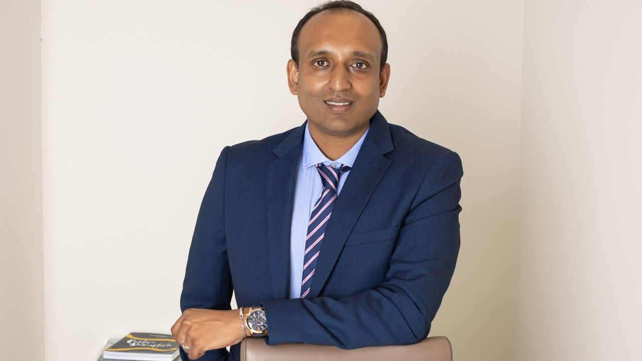 Dr Drishtysingh Ramdenee: “Universities must position themselves as true partners of the private sector”