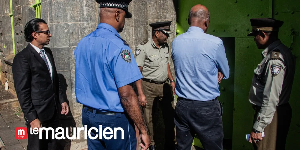 Prison — Suspicious death of John Martingale: Prison Officers recalled after scene inspection