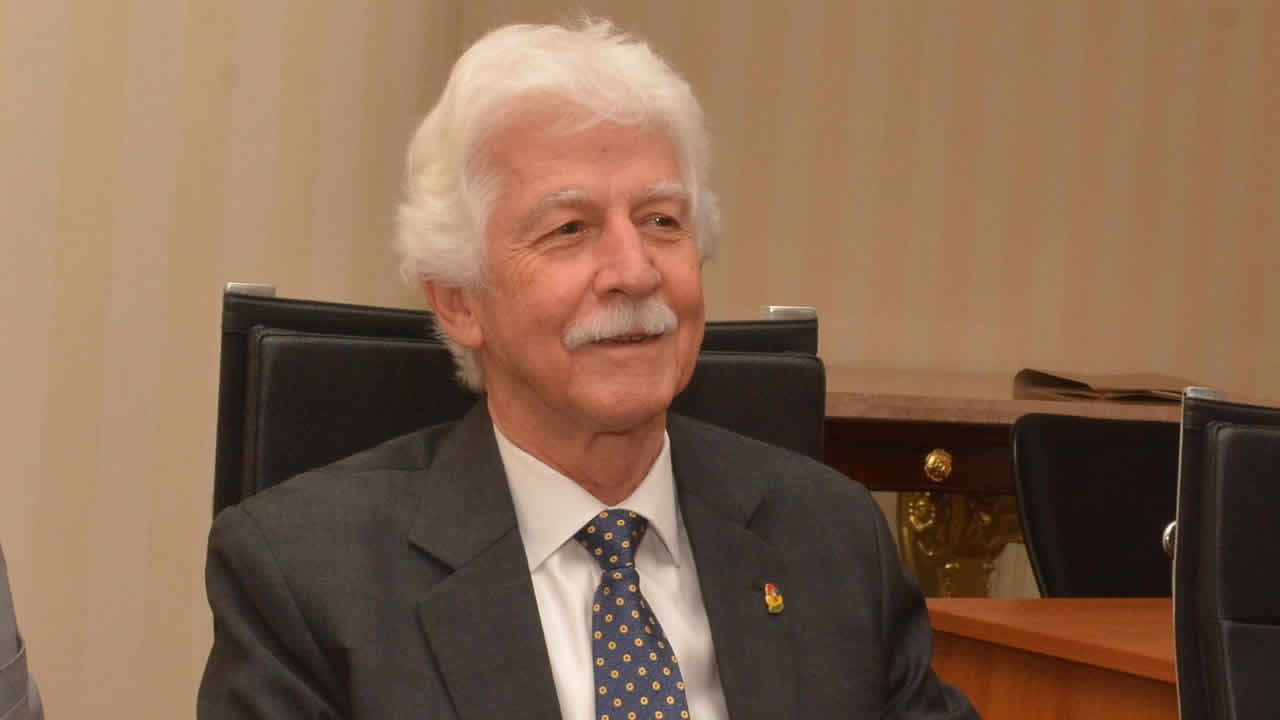 Chagos file: Paul Bérenger adopts a positive, but cautious position