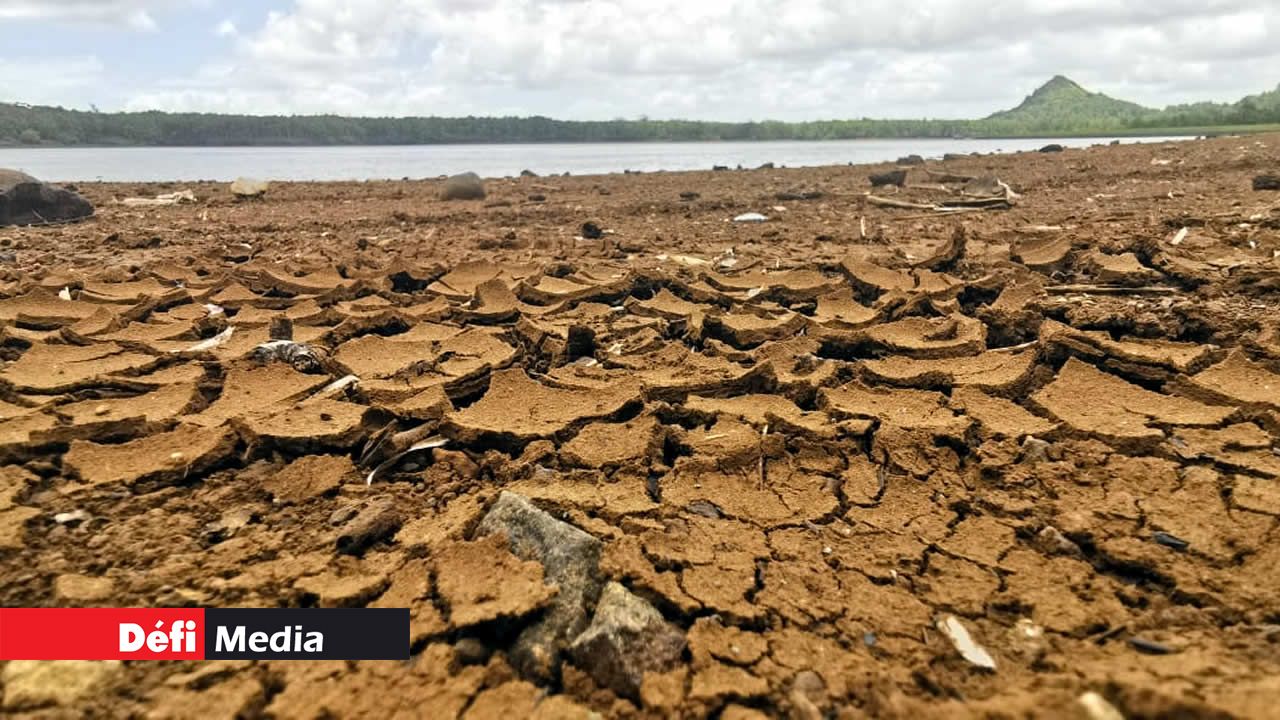 Rainfall deficit: restrictions on water use