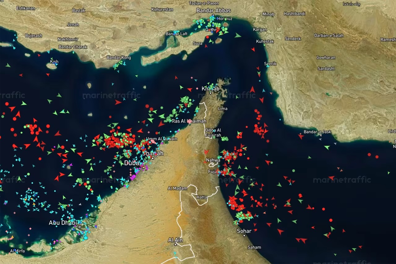 Limited number of ships crossing Strait of Hormuz amid fragile ceasefire