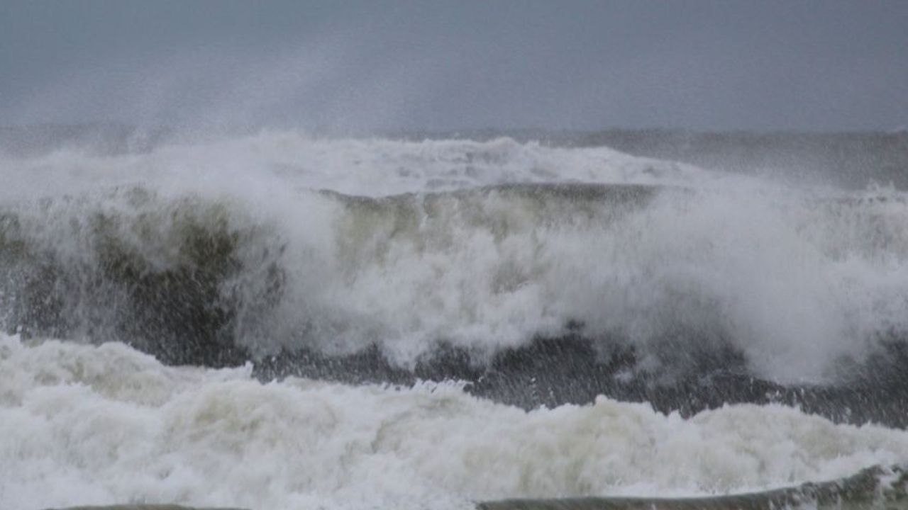 Weather: swells of 3 meters expected, outings not recommended in the South and West lagoons