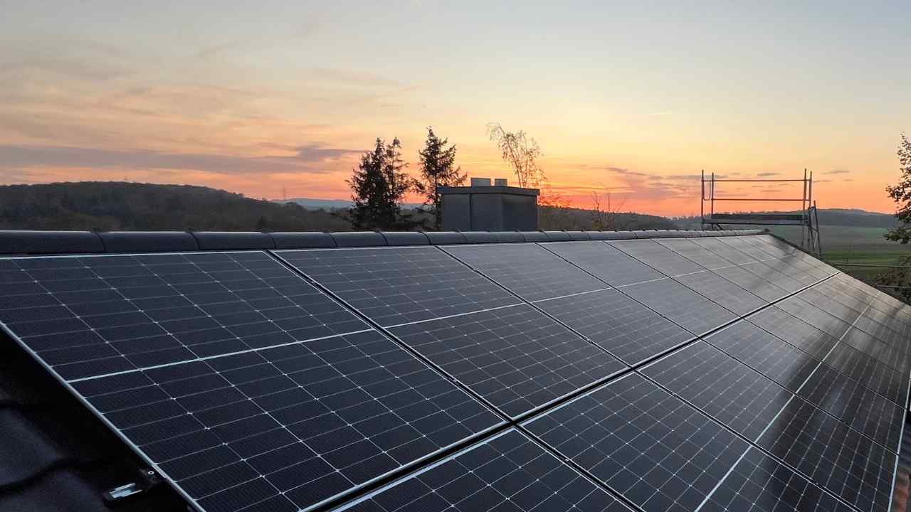 Energy: launch of the “CEB Solar Photovoltaic Scheme” for homes